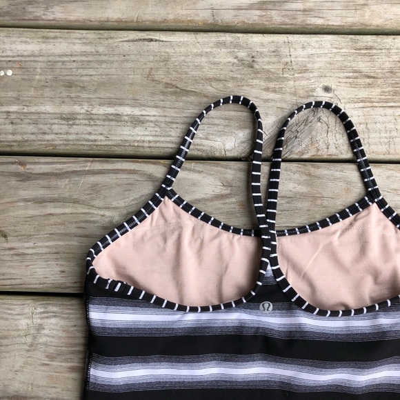 Lululemon Power Y striped tank top - Picture 3 of 7